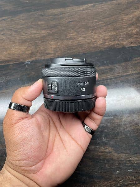 Canon RP with 50mm  F-1.8 & 24-105 flF4/7.1 RF Lenses 10