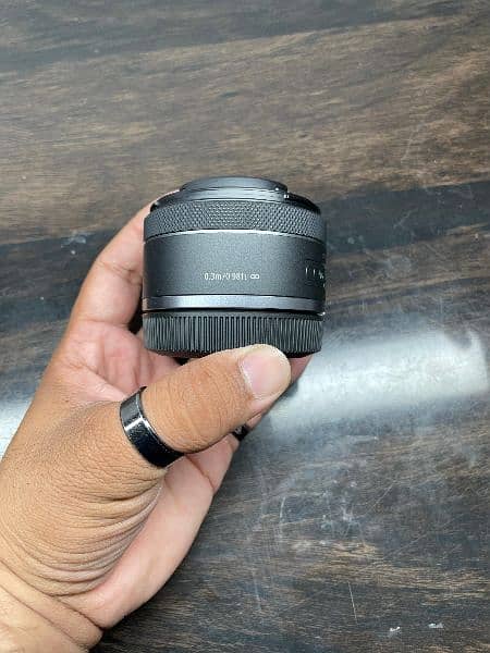 Canon RP with 50mm  F-1.8 & 24-105 flF4/7.1 RF Lenses 11