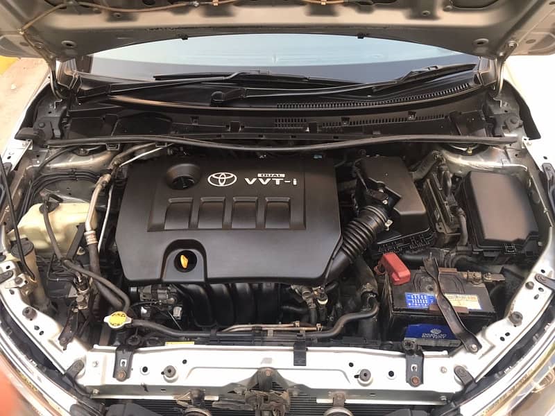 Toyota Corolla Altis 2015 mint condition 15