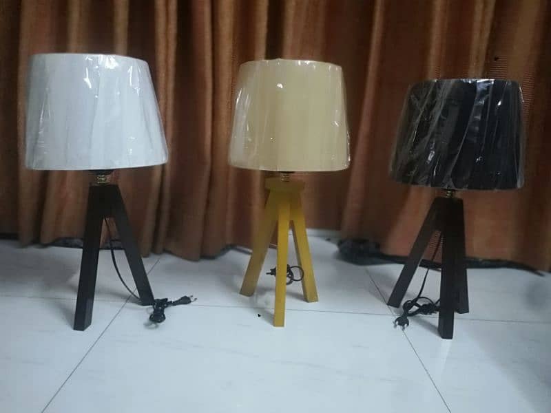 Table lamps & floor lamps 10