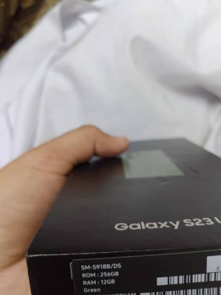 Samsung Galaxy S23 ultra 12/256 GB Non PTA 7