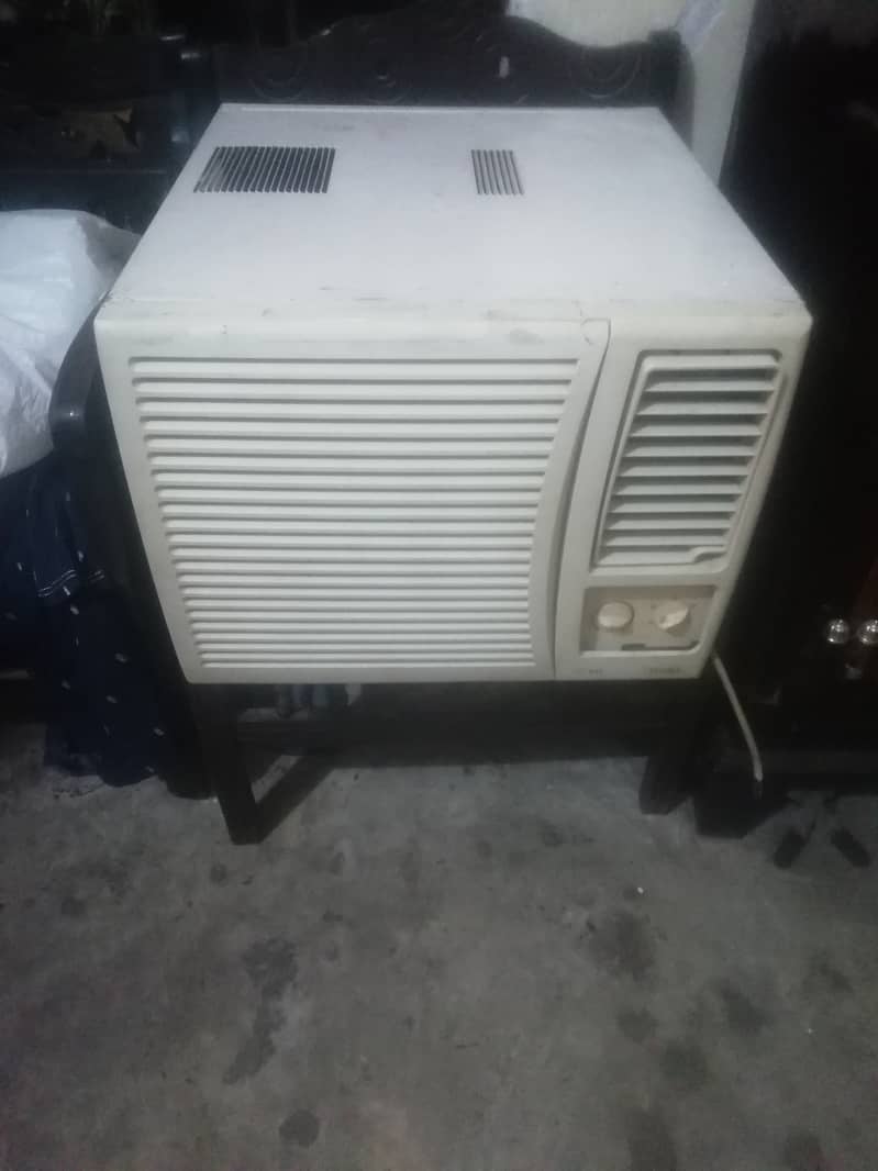 0.75 Ton AC for Sale 0