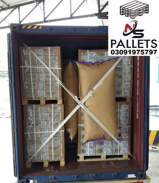 plastic/wooden pallet used 14