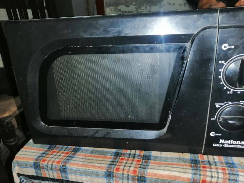 National Microwave Oven Black Colour 0