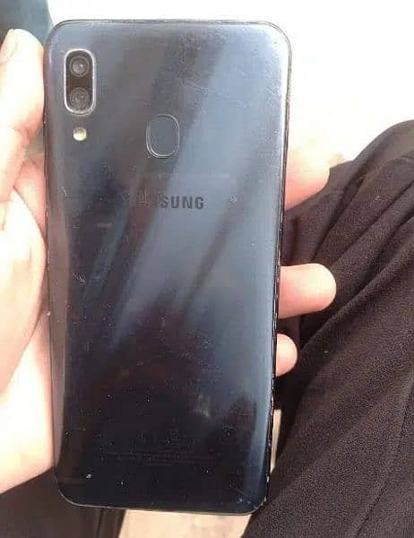 Samsung galaxy a30 0