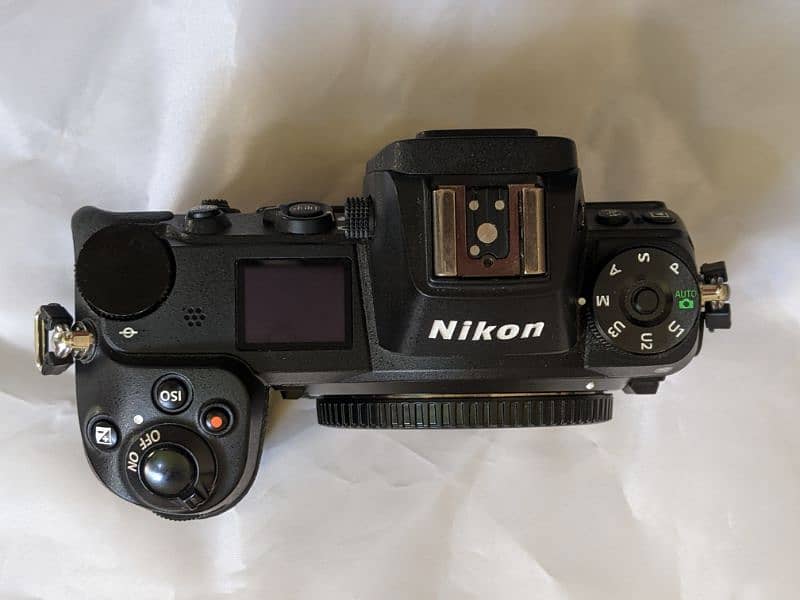 Nikon Z6 with XQD 64gb Card & reader 7