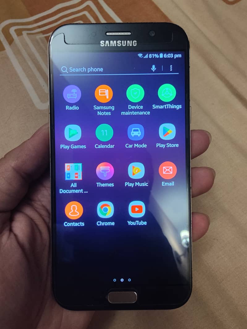 Samsung A7 - 10/10 condition 9