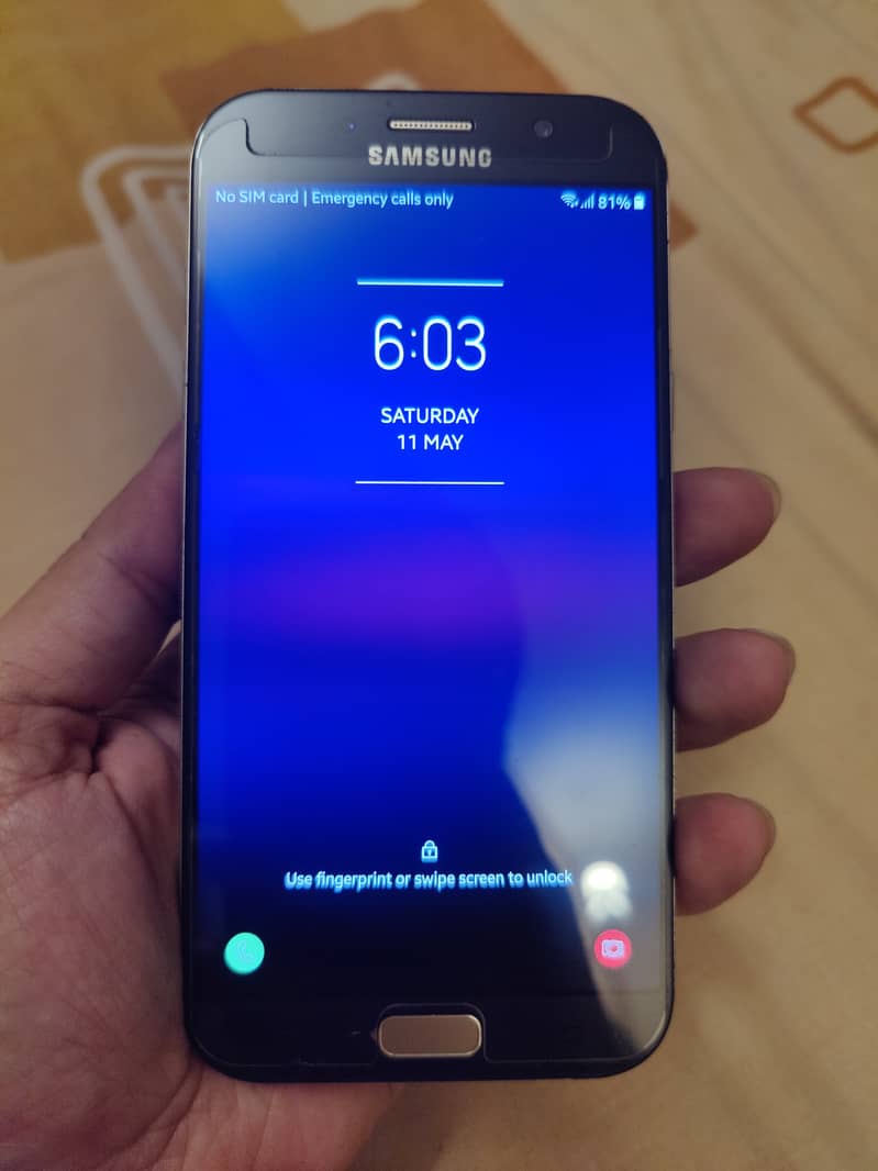 Samsung A7 - 10/10 condition 11