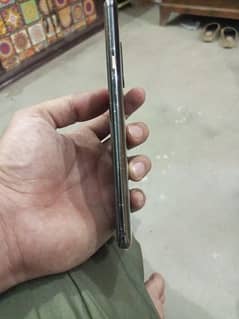 OnePlus 7t pro 5G macleran edition