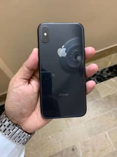 iphone X 64GB PTA approved black colour 72% health 0