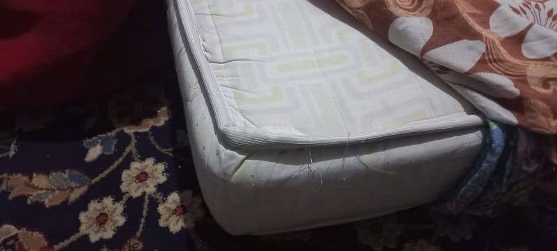 King size bed mattress 2