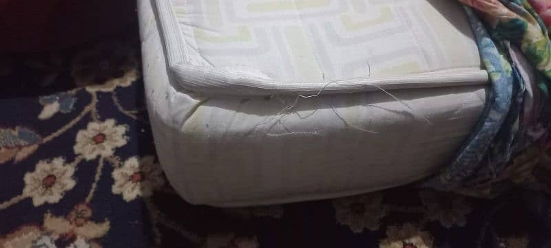 King size bed mattress 3