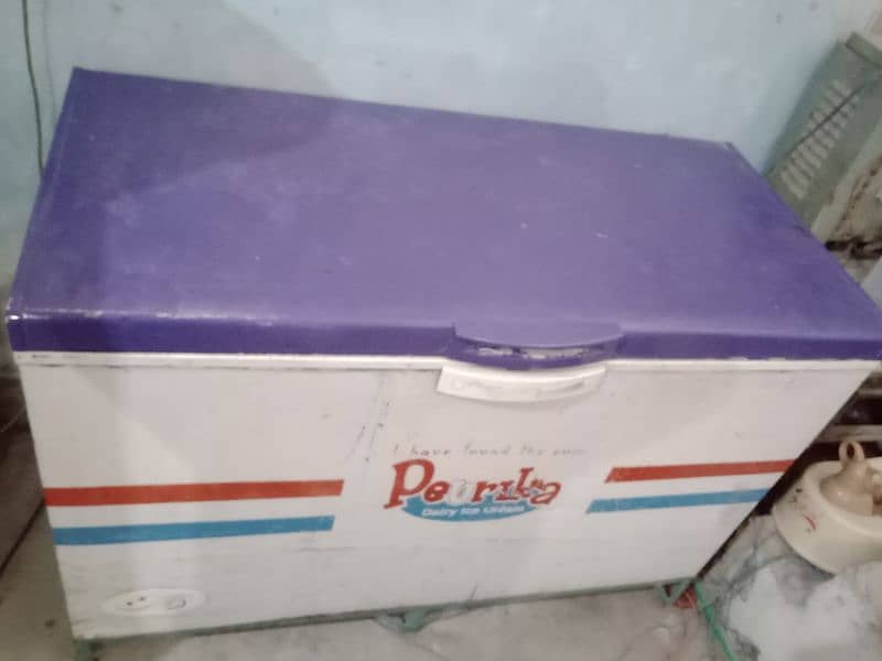 a1 condition just need money full size freezer 3