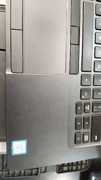 Dell laptop i5 8gen 1