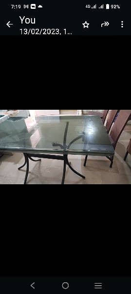 dining table new condition almost 0