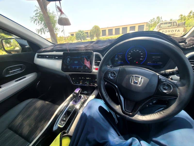 Honda Vezel 2015-21 Z Sensing 1