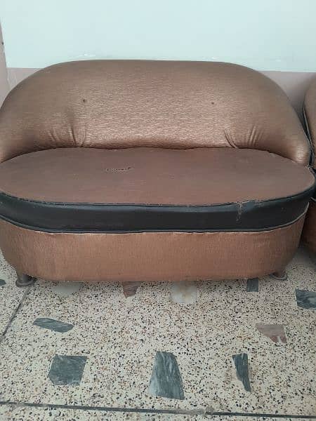 smart sofa 4 seater with fresh look for sale in multan 1