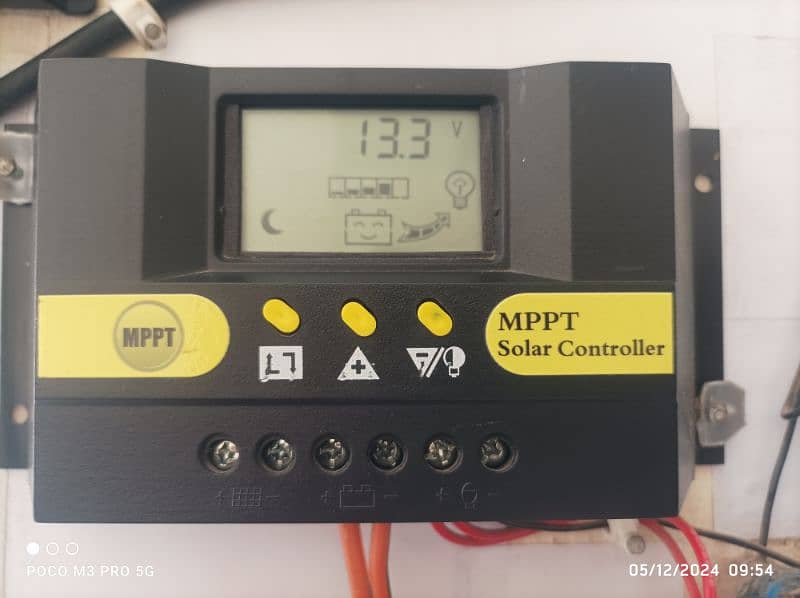 MPPT solar charge controller 30A 0