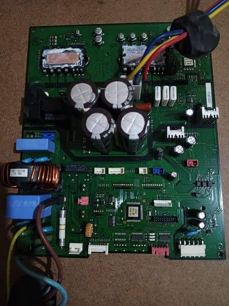 Specialist in Dc Inverter Ac kits ریپئرنگ 2