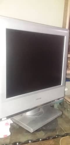 Toshiba 15DL15 15-inch LCD Television