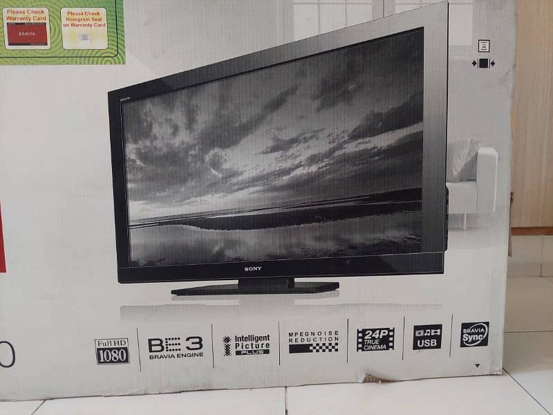 sony 40 in original TV along with multimedia box smart tv 3
