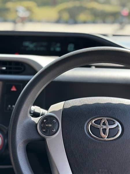 Toyota Aqua S 2019 7