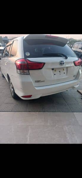 Toyota Corolla Axio Fielder 2020/2024 Import white color 6