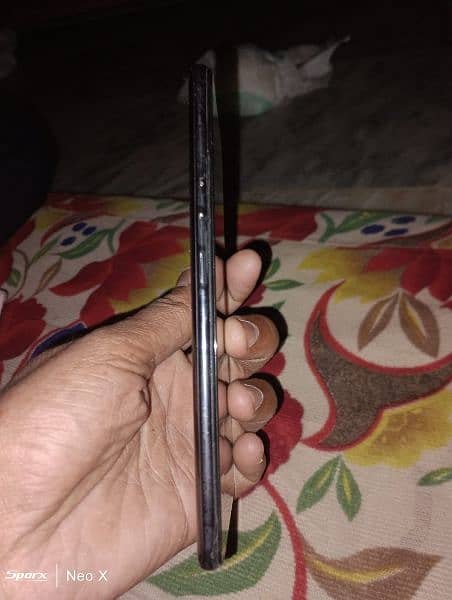 Oppo F11 10/10 condition  original charger dabba 3