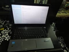 TOSHIBA LAPTOP CORE I3, GENERSTION 3rd with Charger