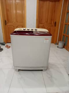 Samsung washing machine in good working condition (8/10), Twin Tub wit