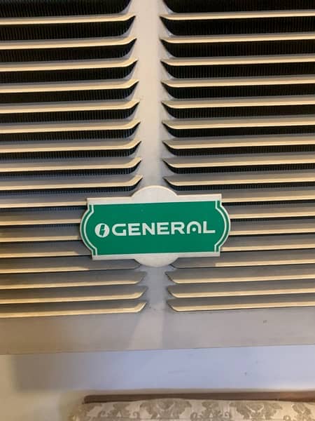 General Window AC Mint Condition 1.5 Ton 8