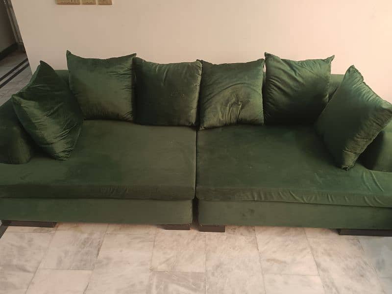 Sofa Best Condition 4