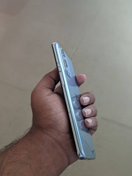 OnePlus 9pro (Single Dot) 2