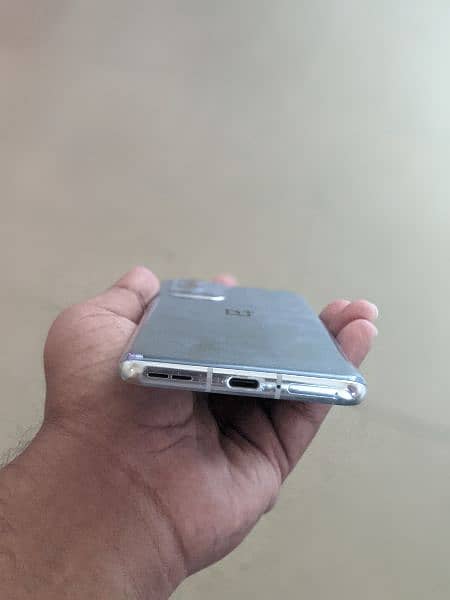 OnePlus 9pro (Single Dot) 4