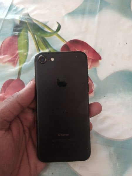iPhone 7 32 Gb mate black 1