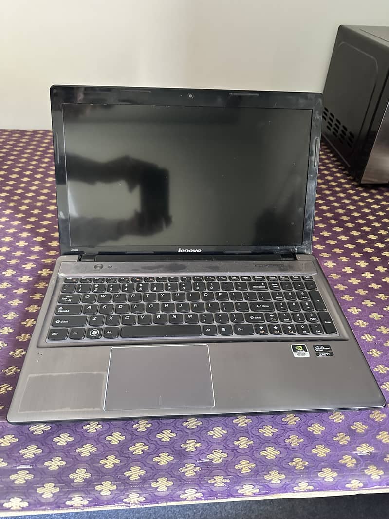 Lenvo Ideapad Z580 Gaming laptop 2