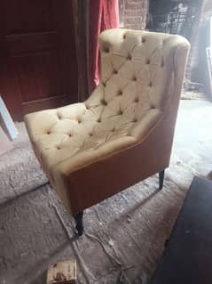 2 Bedroom Chair with Sethee