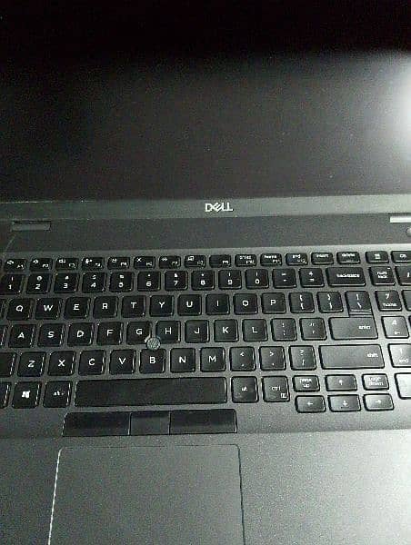 DELL LATITUDE 5550 INTEL GEN 8 I5  LAPTOP WITH 8 GB RAM AND 256 GB SSD 1