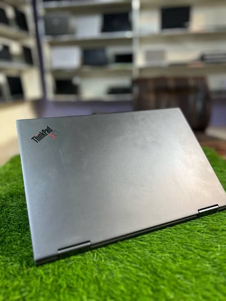 Lenovo Thinkpad X1 Yoga Gen5 i5/10th generation 16GB Ram 512GB SSD 4