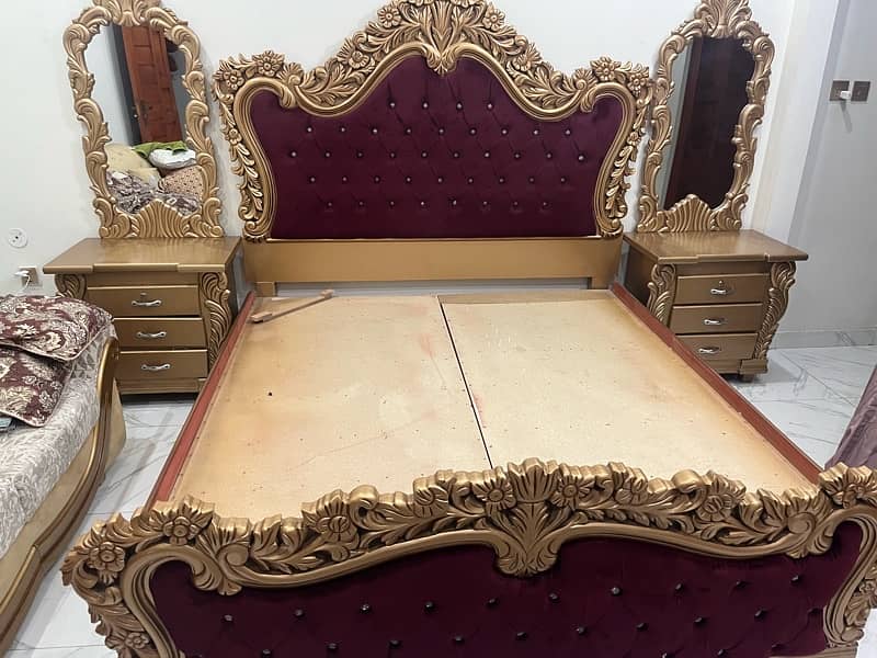 Master size bed 5