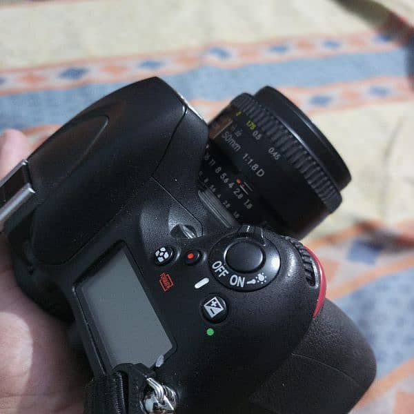 Nikon D610 DSLR with Nikon 50mm f/1.8 lens 5