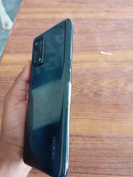 oppo f19 very need and clean pH 03002615018 1