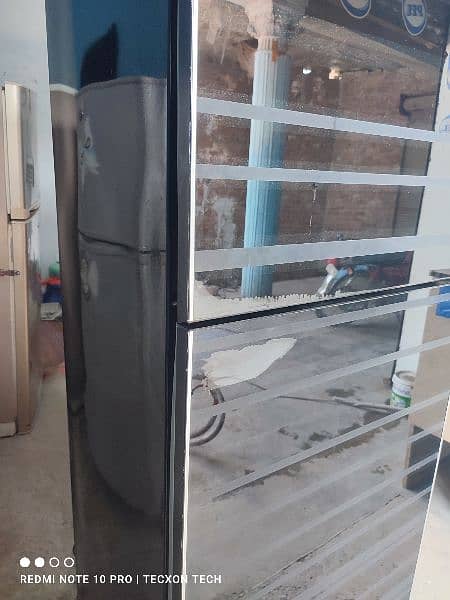 Pel Glass Door Refrigerator 1