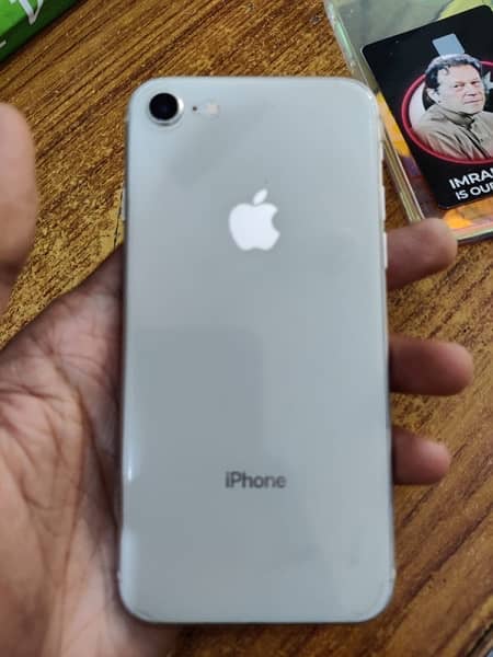 iphone 8 (pta approved ) 7