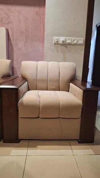 7-seater sofa set - Fully Neat and clean 5