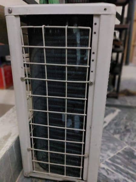 Haier Enviro AC for sale in good condation contact no 03135020401 1