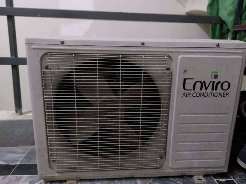 Haier Enviro AC for sale in good condation contact no 03135020401 3