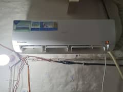 Haire Ac Dc inverter 1. ton new Condition Urgent for sale