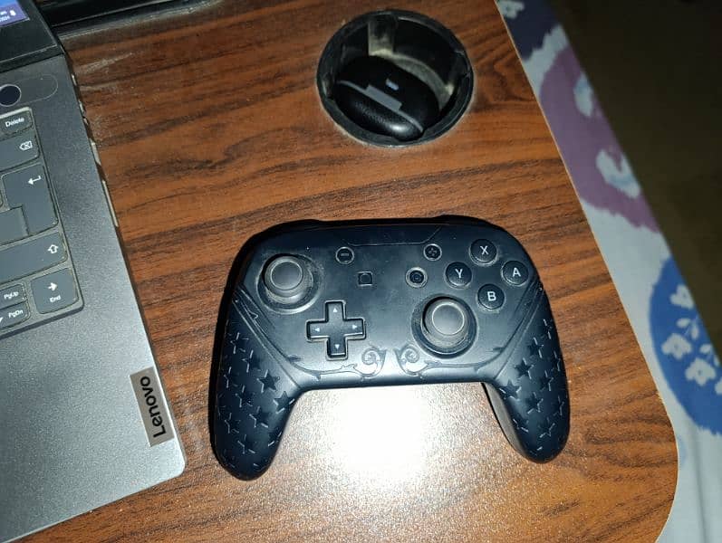 Nintendo Switch Pro Controller (3rd Party) 0