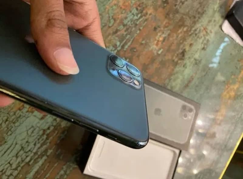 iPhone 11 Pro Max 64gb pta approved full box 3